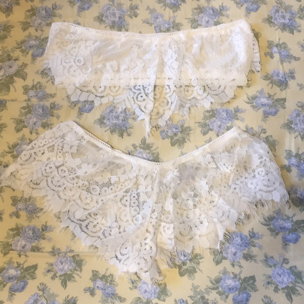 lingerie Lace sleepwear - Picture 4 of 8